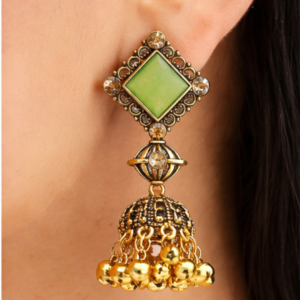 Green Elegant Earrings