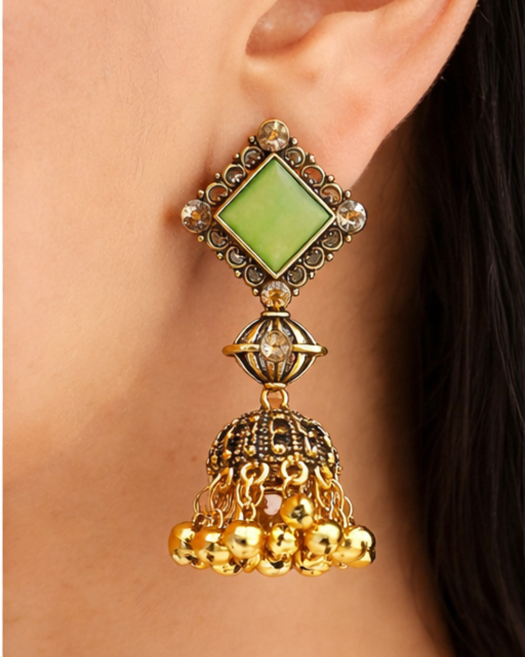 Green Elegant Earrings